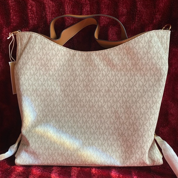 NWT Michael Kors Devon Large Shoulder Tote Vanilla - Picture 5 of 8